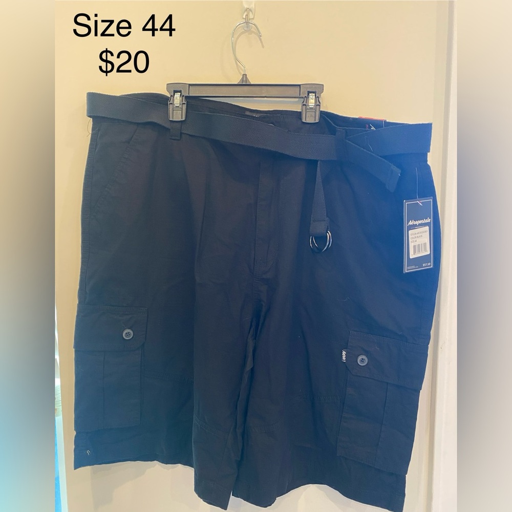 Wrangler Black Cargo Shorts for Everyday Comfort